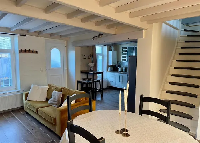 Authentique Maison De Pêcheur Avec Garage Hébergement de vacances Le Portel